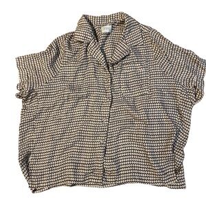 DISSH Geo Vacation Beige Top Size 8